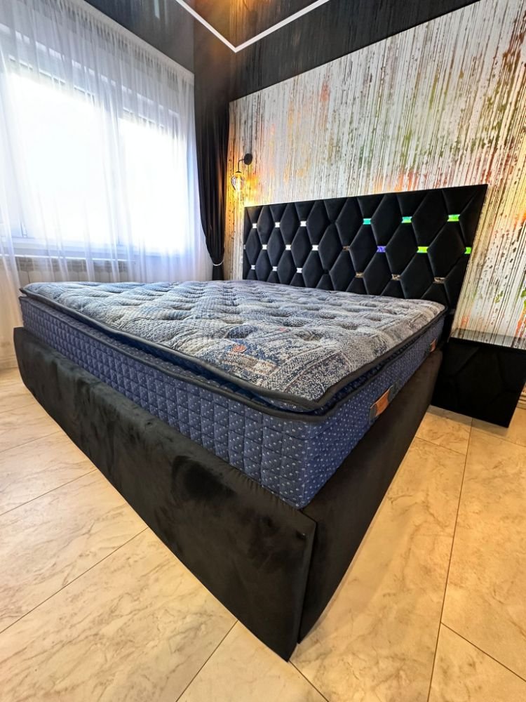 Acasă 13 Madalina R.